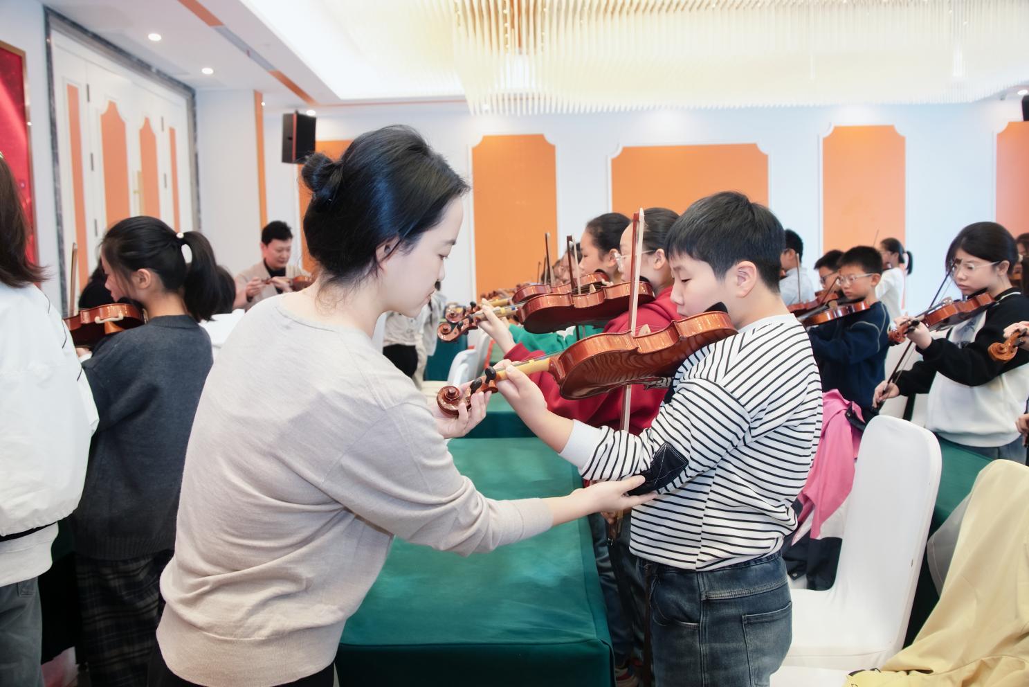 江蘇鳳靈樂(lè)器有限公司